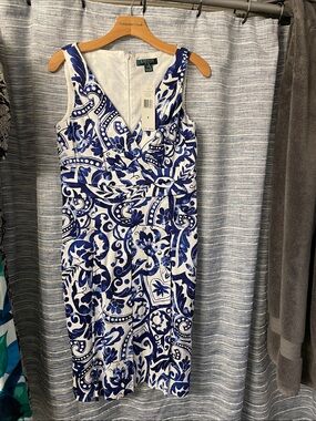 Beautiful Lauren Ralph Lauren White and Blue Paisley V-Neck Sheath Dress